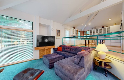 Crescent City House | 134 m² House ∙ 2 bedrooms ∙ 4 guests