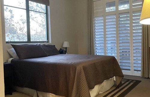Downtown San Jose Condo | 135 m² Condo ∙ 2 bedrooms ∙ 4 guests