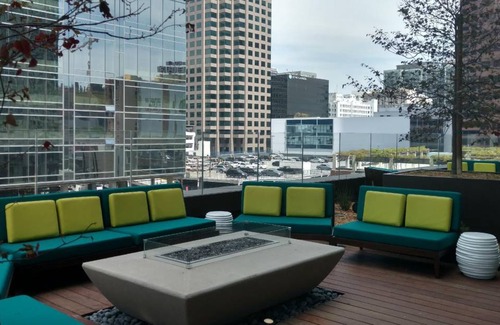 Downtown Los Angeles Hotel | 135 m² Hotel ∙ 127 guests