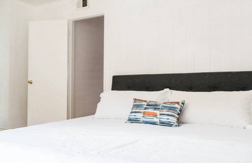 Torrance House | 139 m² House ∙ 3 bedrooms ∙ 6 guests