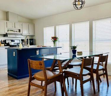 Tecopa Cabin | 139 m² Lodge ∙ 3 bedrooms ∙ 6 guests
