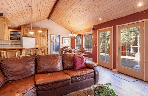 Woodlands House | 140 m² House ∙ 3 bedrooms ∙ 6 guests