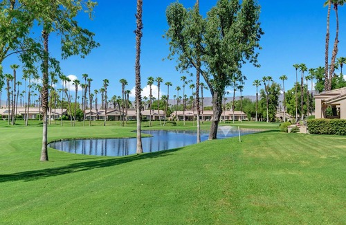Palm Desert Condo | 144 m² Condo ∙ 2 bedrooms ∙ 4 guests