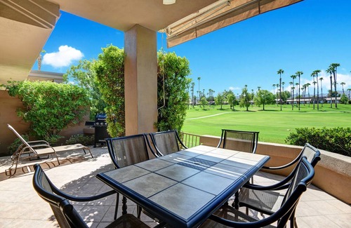 Palm Desert Condo | 144 m² Condo ∙ 2 bedrooms ∙ 4 guests