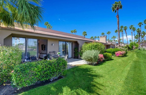Palm Desert Condo | 144 m² Condo ∙ 3 bedrooms ∙ 6 guests