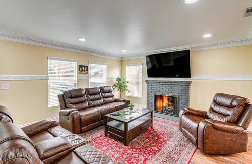Del Rey Oaks House | 148 m² House ∙ 3 bedrooms ∙ 8 guests