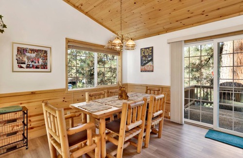 Whispering Forest Cabin | 149 m² Cabin ∙ 3 bedrooms ∙ 8 guests