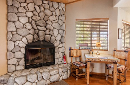 Upper Moonridge House | 149 m² House ∙ 3 bedrooms ∙ 6 guests