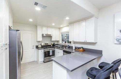 East Pasadena House | 150 m² House ∙ 5 bedrooms ∙ 10 guests