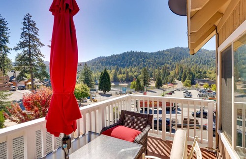 Crestline House | 153 m² House ∙ 4 bedrooms ∙ 8 guests