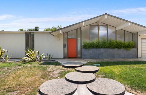 Orange House | 154 m² House ∙ 3 bedrooms ∙ 5 guests