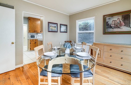 Heritage District House | 162 m² House ∙ 2 bedrooms ∙ 6 guests
