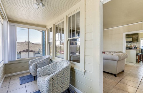 Oakland Apartment | 163 m² Apartment ∙ 2 bedrooms ∙ 6 guests