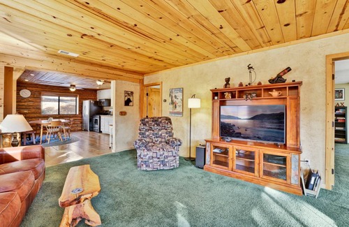 Fawnskin Cabin | 163 m² Cabin ∙ 3 bedrooms ∙ 8 guests