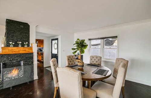 Whittier House | 163 m² House ∙ 3 bedrooms ∙ 8 guests