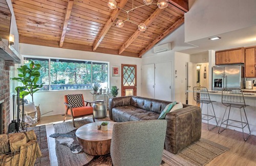 Crestline House | 167 m² House ∙ 3 bedrooms ∙ 8 guests