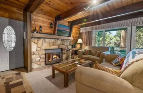 Big Bear House | 167 m² House ∙ 3 bedrooms ∙ 10 guests