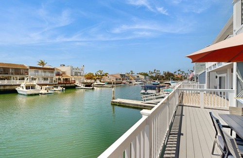 Channel Islands House | 168 m² House ∙ 3 bedrooms ∙ 6 guests