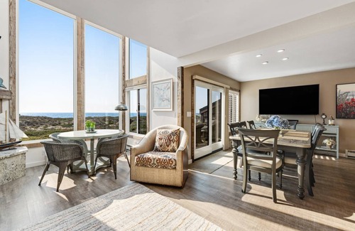 Castroville House | 177 m² House ∙ 4 bedrooms ∙ 8 guests