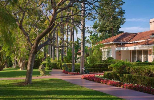 Beverly Hills Hotel | 180 m² Hotel ∙ 127 guests