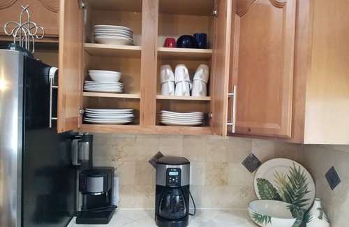 Townsite House | 180°OceanViews, Private BeachHouse on Strand! LGDeck,F-pit,BBQ, AC, . Sleeps8.