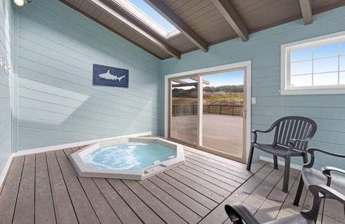 Fort Bragg House | 181 m² House ∙ 3 bedrooms ∙ 10 guests