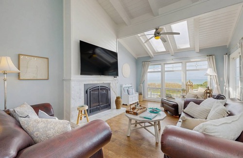 Fort Bragg House | 181 m² House ∙ 3 bedrooms ∙ 10 guests