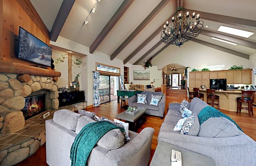 Cedar Glen House | 181 m² House ∙ 2 bedrooms ∙ 6 guests
