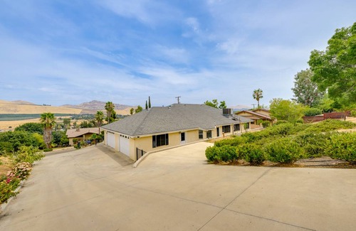 Porterville House | 185 m² House ∙ 5 bedrooms ∙ 10 guests