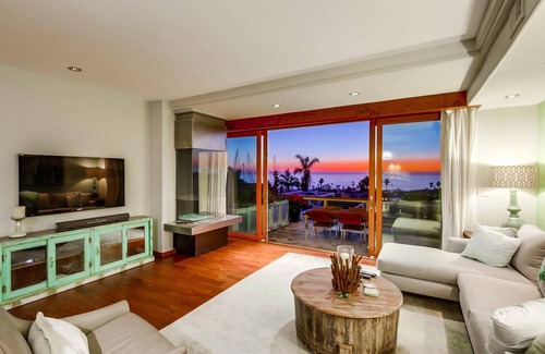 Cardiff-by-the-Sea House | 186 m² House ∙ 2 bedrooms ∙ 5 guests