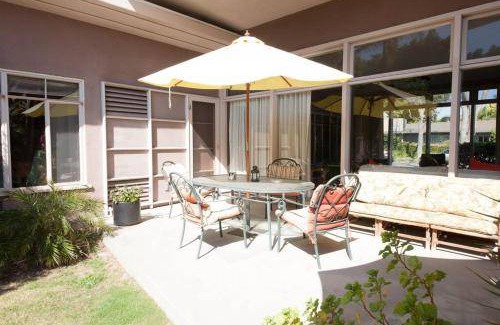 Bixby Knolls House | 186 m² House ∙ 3 bedrooms ∙ 8 guests