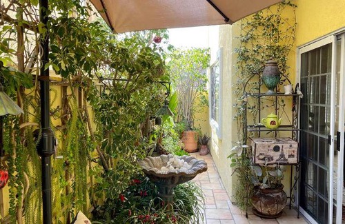North of Wilshire Apartment | 187 m² Apartment ∙ 3 bedrooms ∙ 6 guests