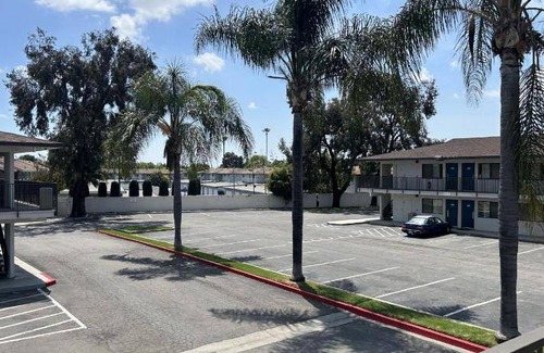 Southwest Anaheim Hotel | 19 m² Hotel ∙ 127 guests