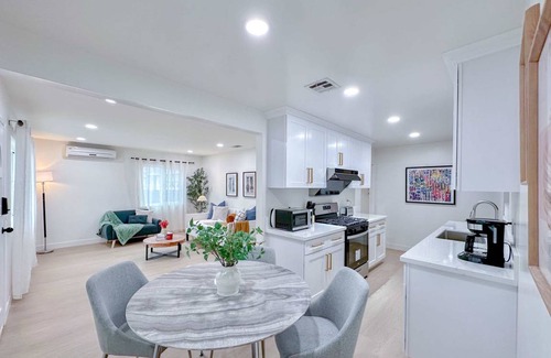 Rowland Heights House | 19 m² House ∙ 4 bedrooms ∙ 9 guests