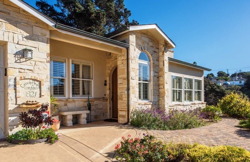 Del Rey Oaks House | 195 m² House ∙ 3 bedrooms ∙ 6 guests
