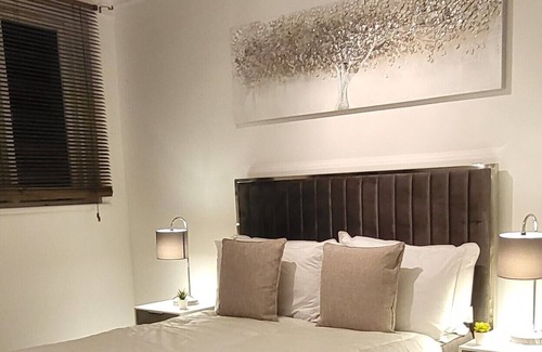 Limehouse Apartment | 2 bedroom apartment Canary Wharf