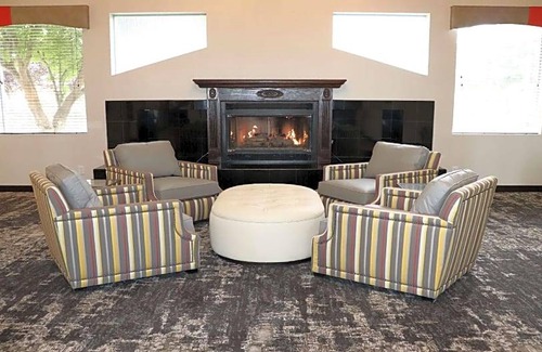 Porterville Hotel | 2-Star Hotel ∙ Best Western Porterville Inn