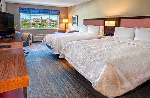 Vallejo Hotel | 2-Star Hotel ∙ Hampton Inn Discovery Kingdom Napa Gateway