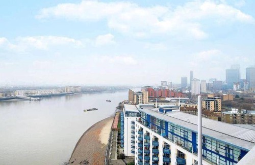Island Gardens Apartment | 200 m² Apartment ∙ 2 bedrooms ∙ 5 guests