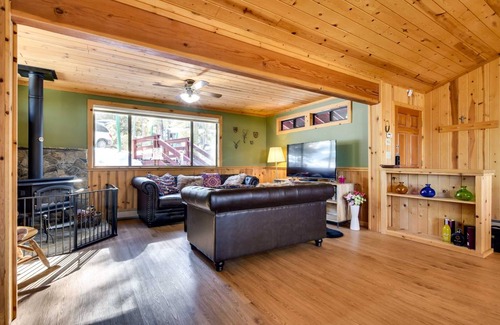 Pine Mountain Club House | 201 m² House ∙ 4 bedrooms ∙ 12 guests