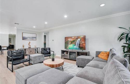 Sierra Madre House | 204 m² House ∙ 4 bedrooms ∙ 15 guests