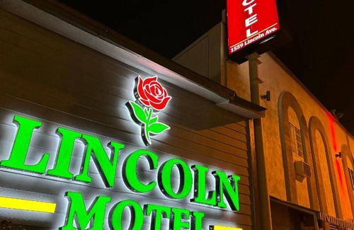 North Central Hotel | 204 m² Motel ∙ 127 guests