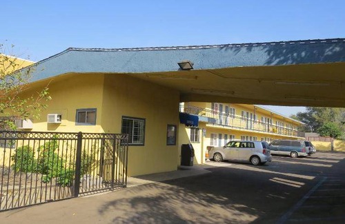 Southwest Anaheim Hotel | 21 m² Motel ∙ 8 guests