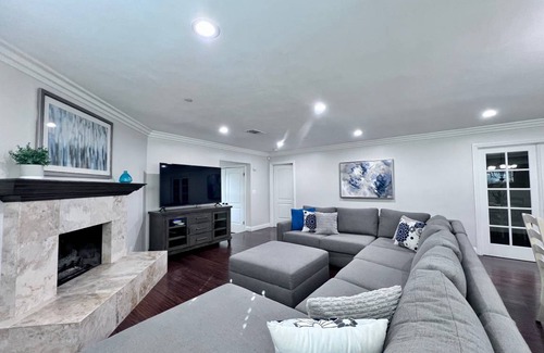 Hermosa Village House | 218 m² House ∙ 5 bedrooms ∙ 13 guests