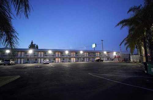 Ontario Hotel | 22 m² Motel ∙ 4 guests