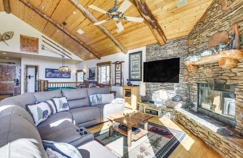 Big Bear City House | 222 m² House ∙ 5 bedrooms ∙ 10 guests