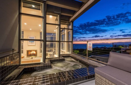 Sand Section House | 223 m² House ∙ 2 bedrooms ∙ 4 guests