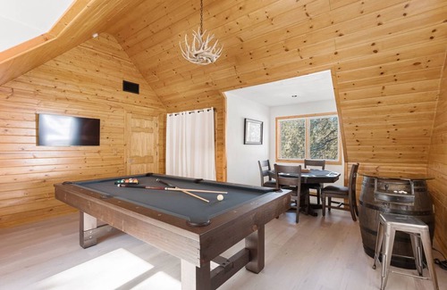 Evergreen Estates House | 226 m² House ∙ 3 bedrooms ∙ 12 guests