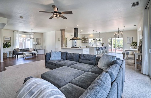 Hemet House | 227 m² House ∙ 3 bedrooms ∙ 9 guests