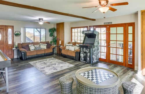 Crestline House | 227 m² House ∙ 5 bedrooms ∙ 11 guests